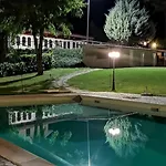 Il Nibbio Reale מלון 3*